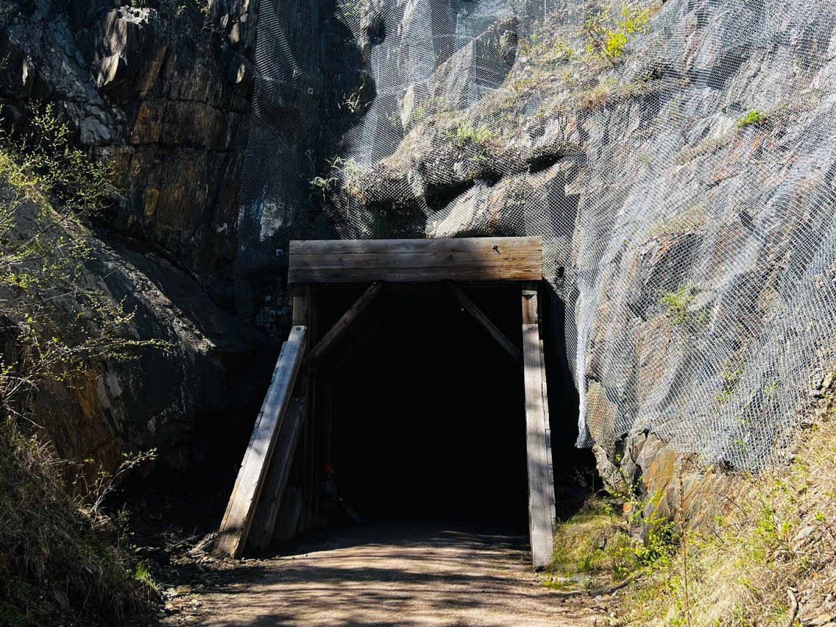 Let’s climb a railroad&nbsp;grade